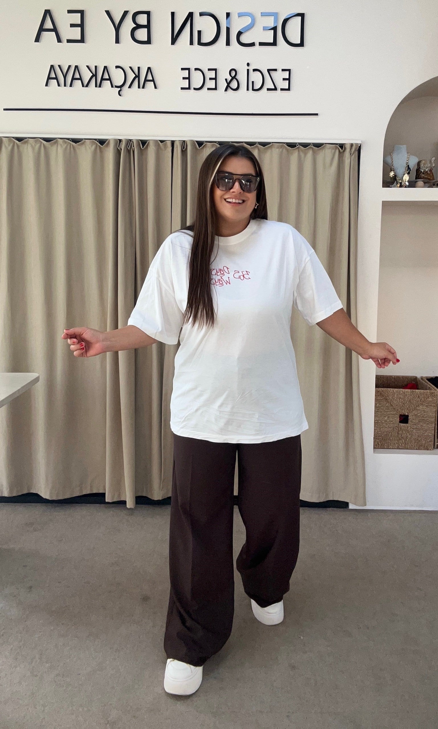 Nakış Detaylı T-shirt