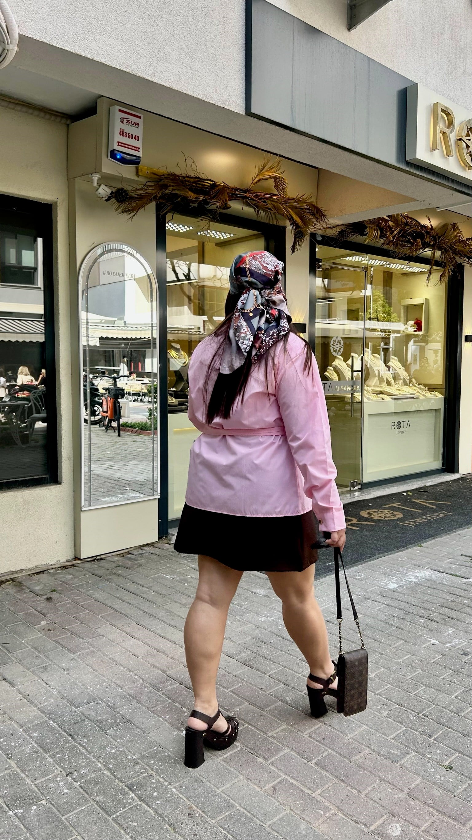 Pembe Kemerli Poplin Gömlek