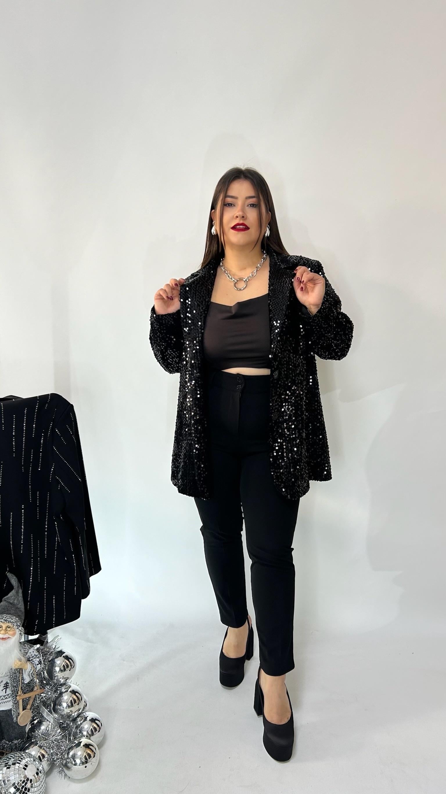 Sihirli Siyah Dar Paça Pantolon 