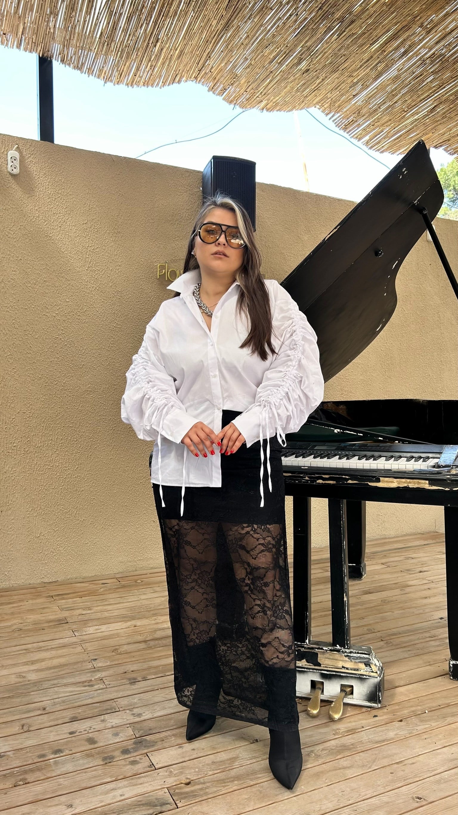 Siyah Likralı Dantel Etek