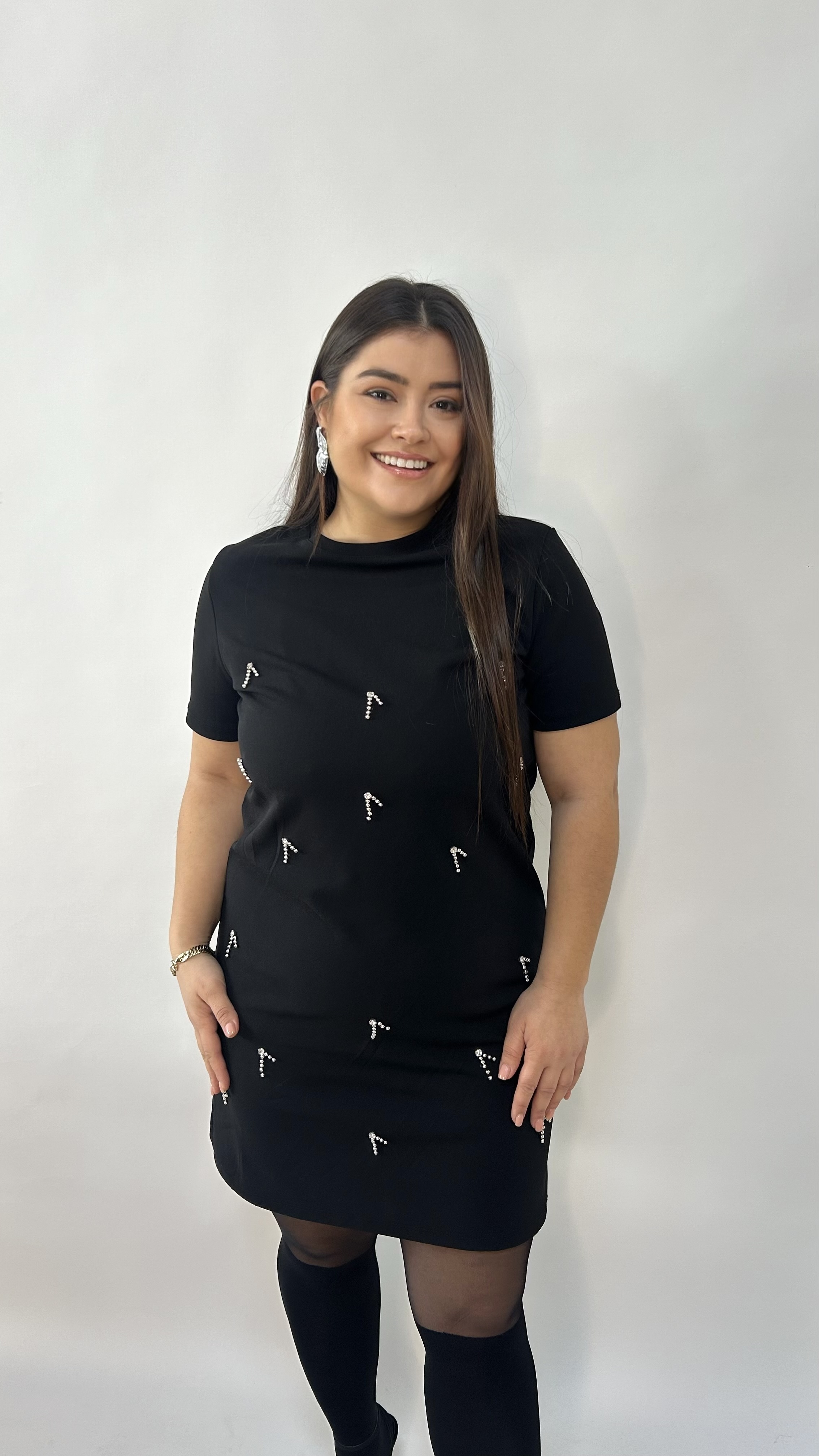 Siyah Taşlı Elbise