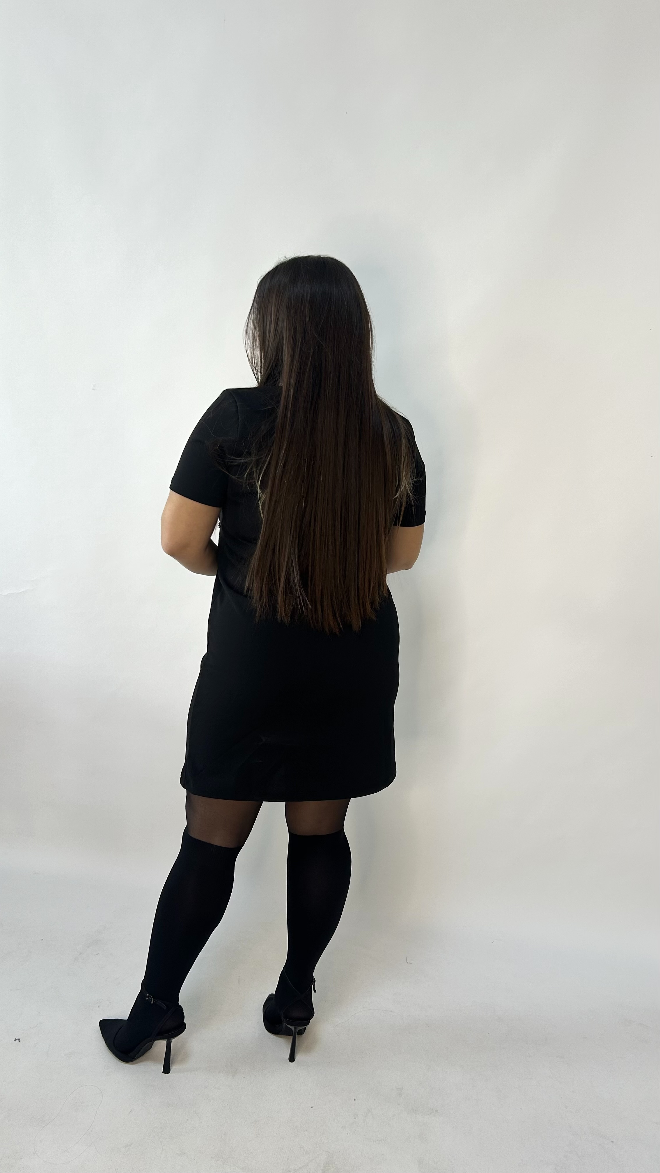 Siyah Taşlı Elbise