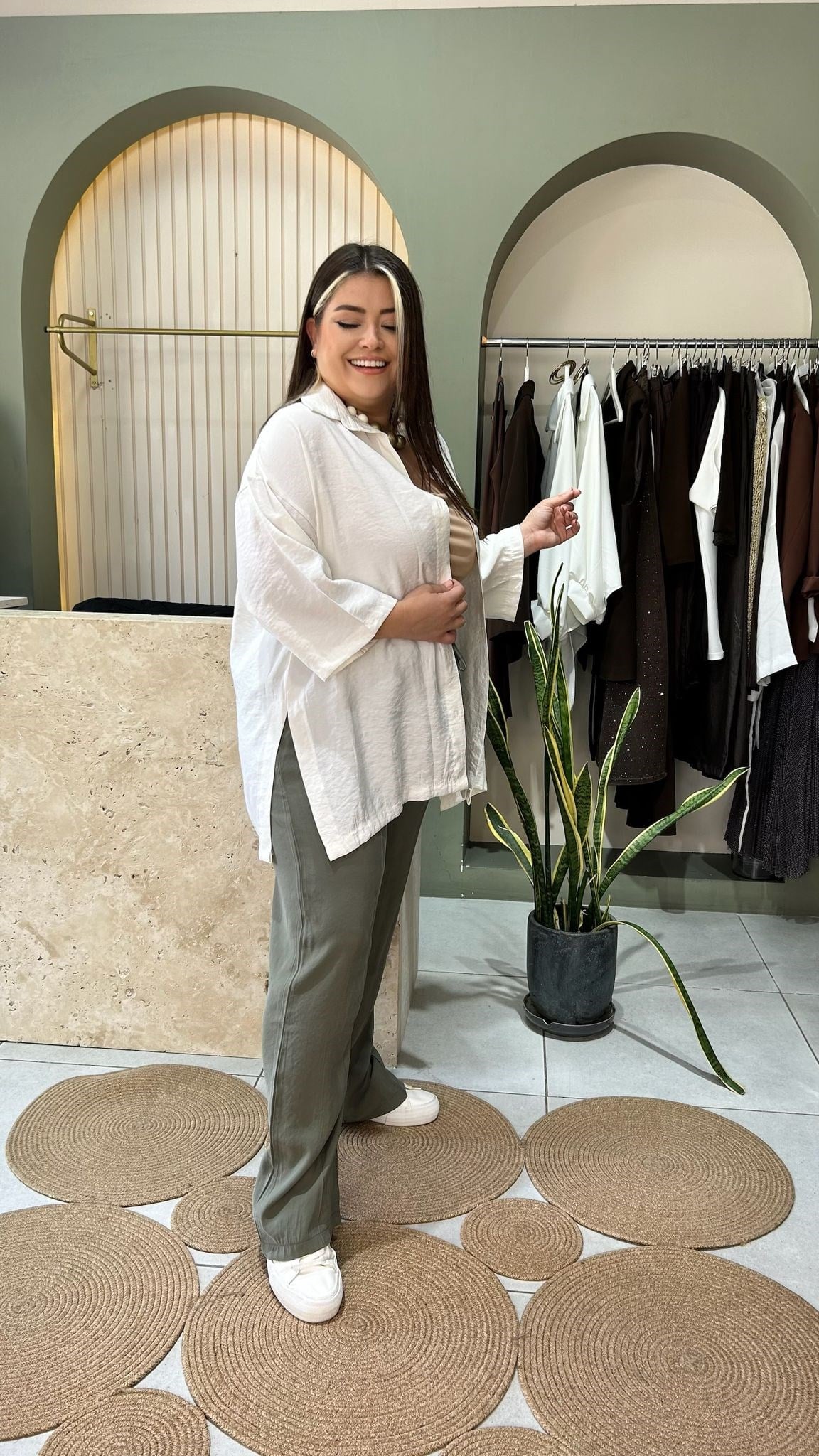 Tencel Yırtmaçlı Gömlek