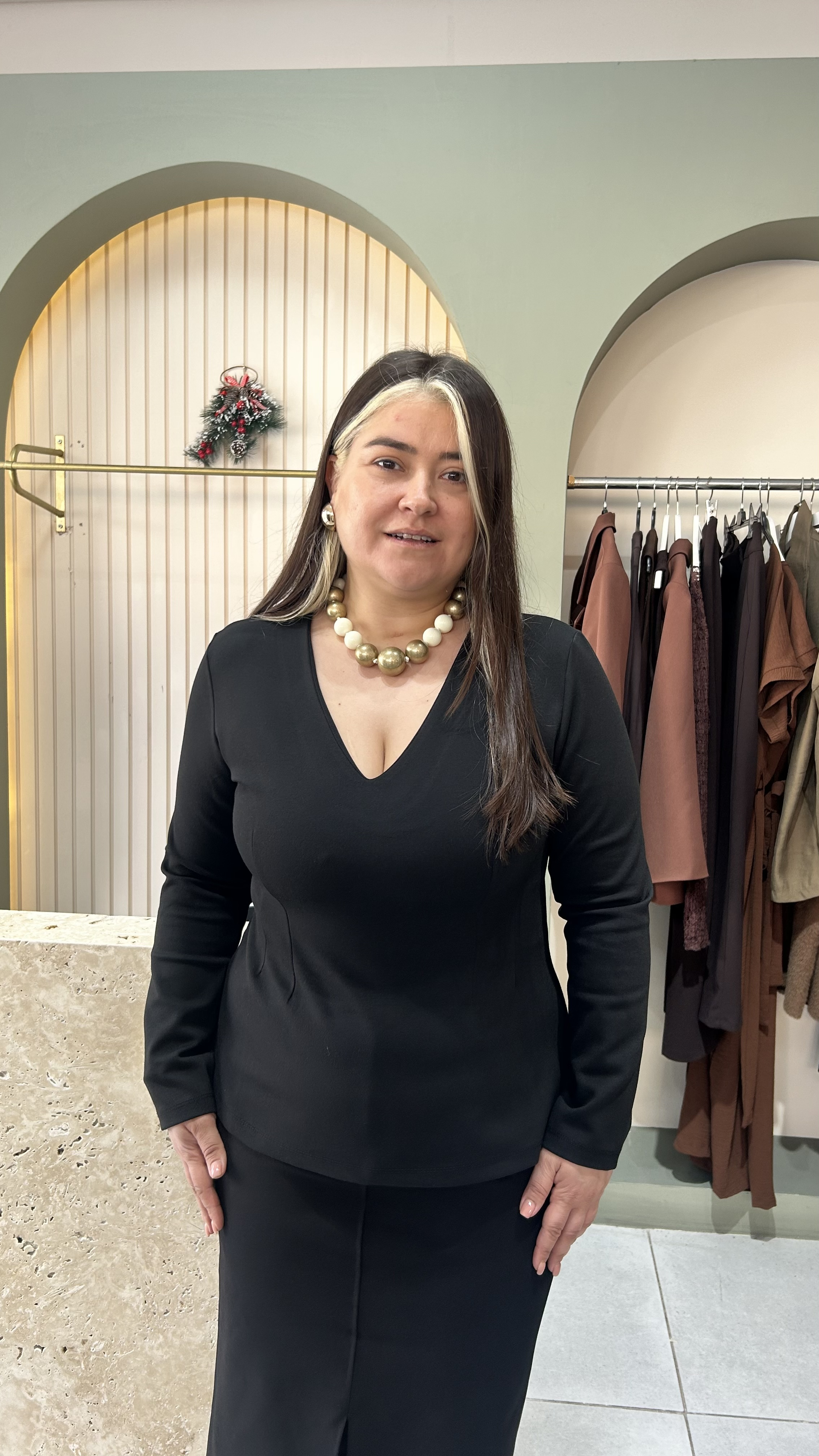 V Yaka Peplum Çelik Kumaş Bluz