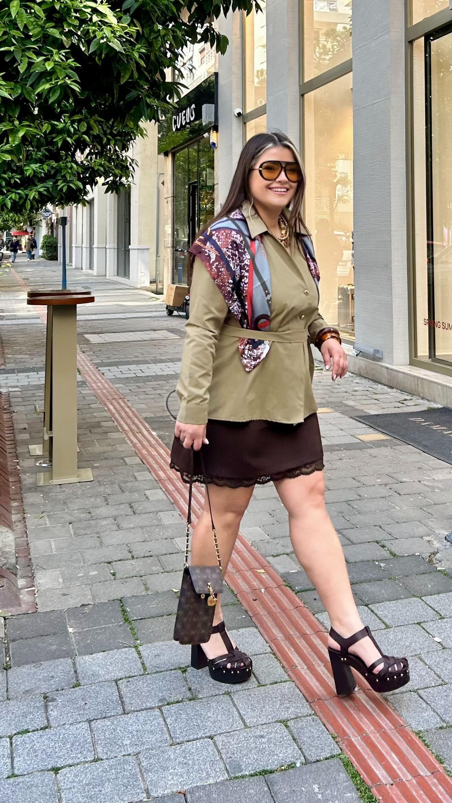 Yeşil Kemerli Poplin Gömlek