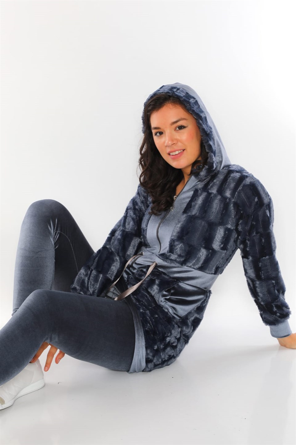 512231588 - Bayan Kadife Peluş Kombinli Kapüşonlu Tunik Taytlı Takım Eşofman -westbound