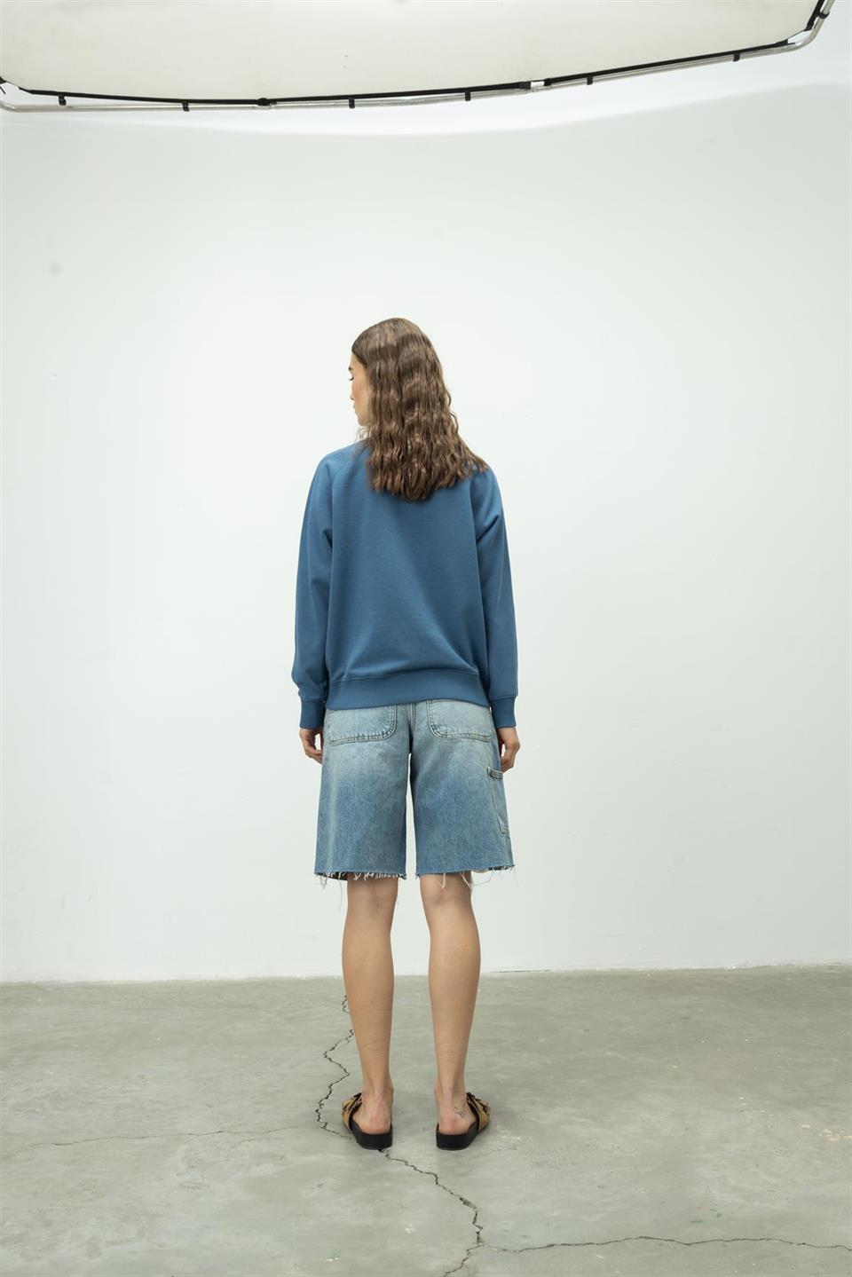 Bisiklet Yaka Basic Sweatshirt