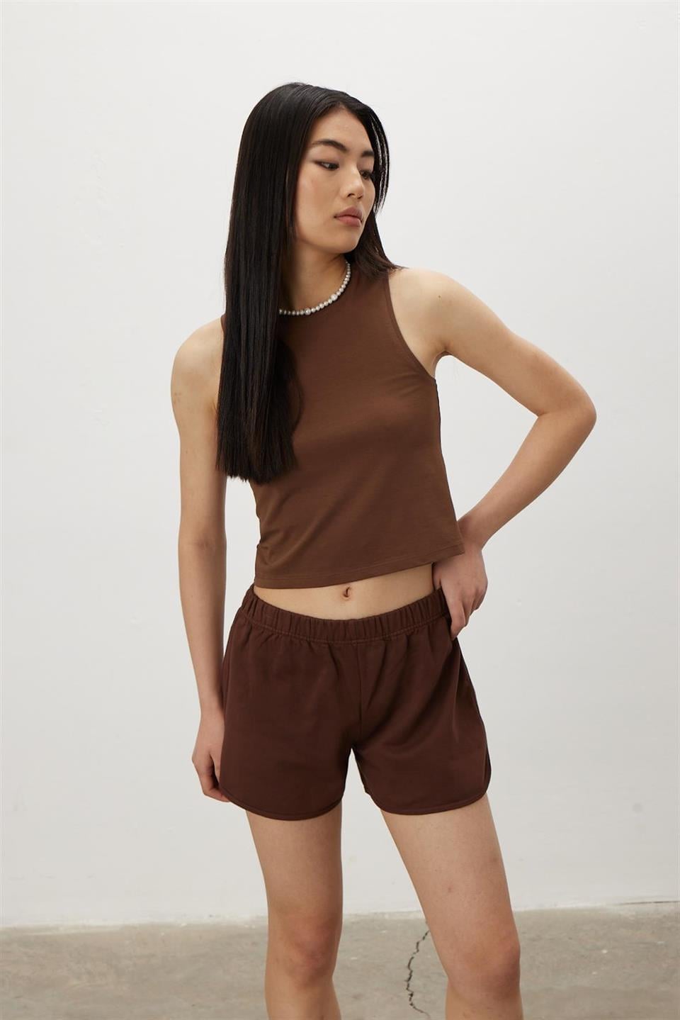 Bisiklet Yaka Sıfır Kol Crop Bluz