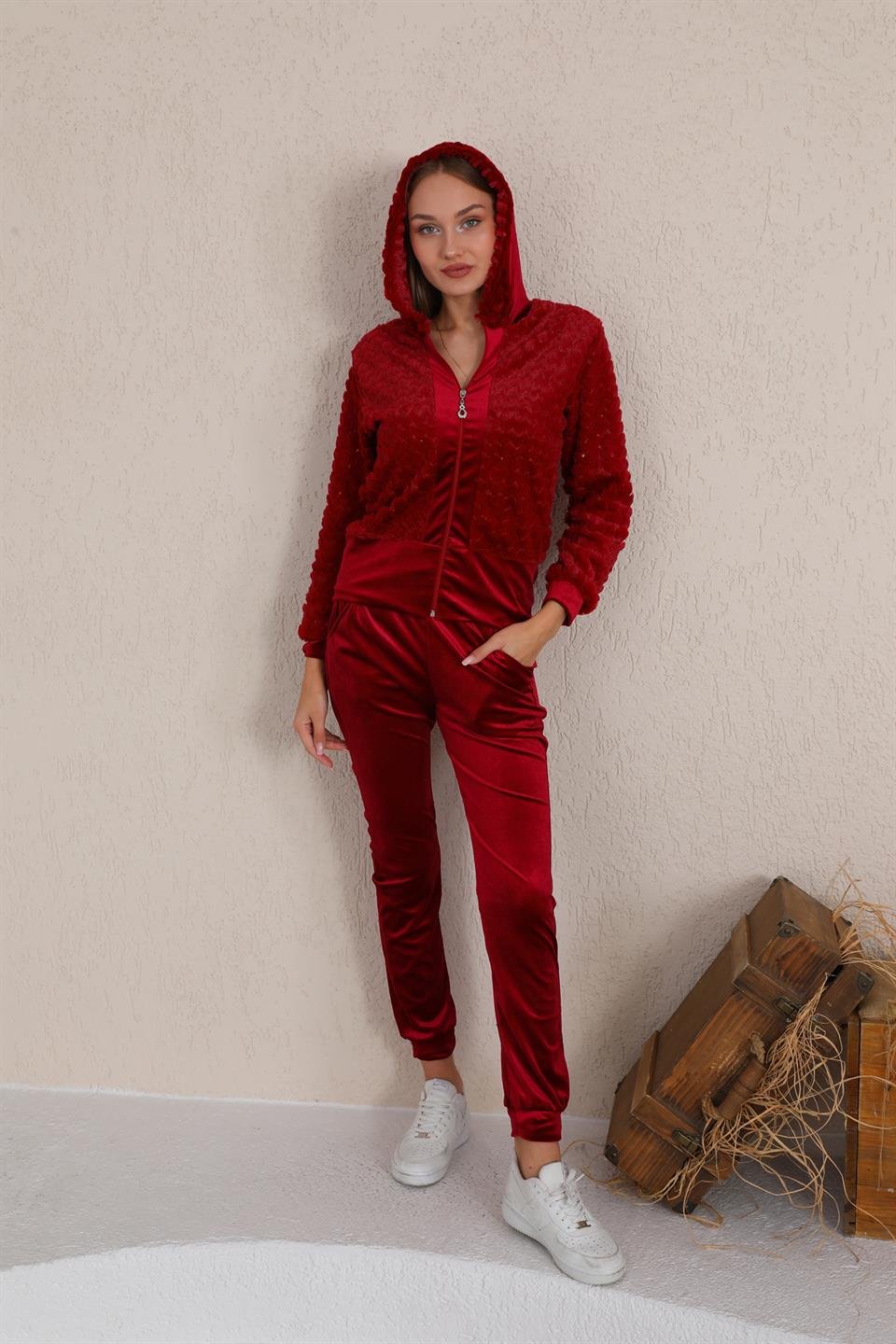 329 - BORDO Peluş Kadife Kadın Eşofman Takımı -westbound
