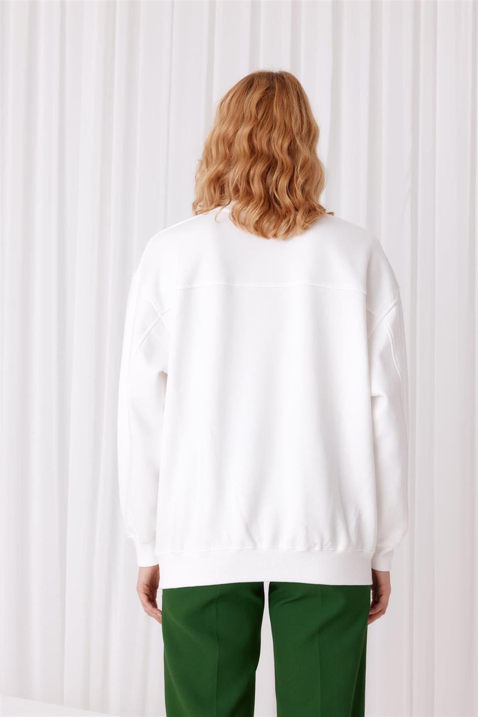 Ekru Renk Baskılı Oversize Sweatshirt