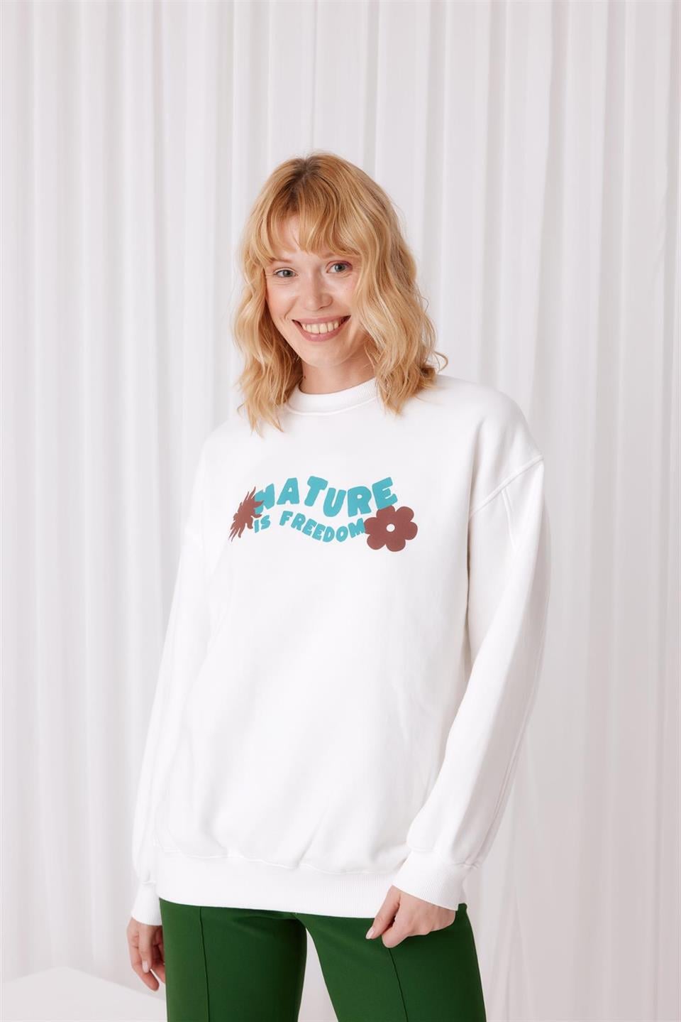 Ekru Renk Baskılı Oversize Sweatshirt