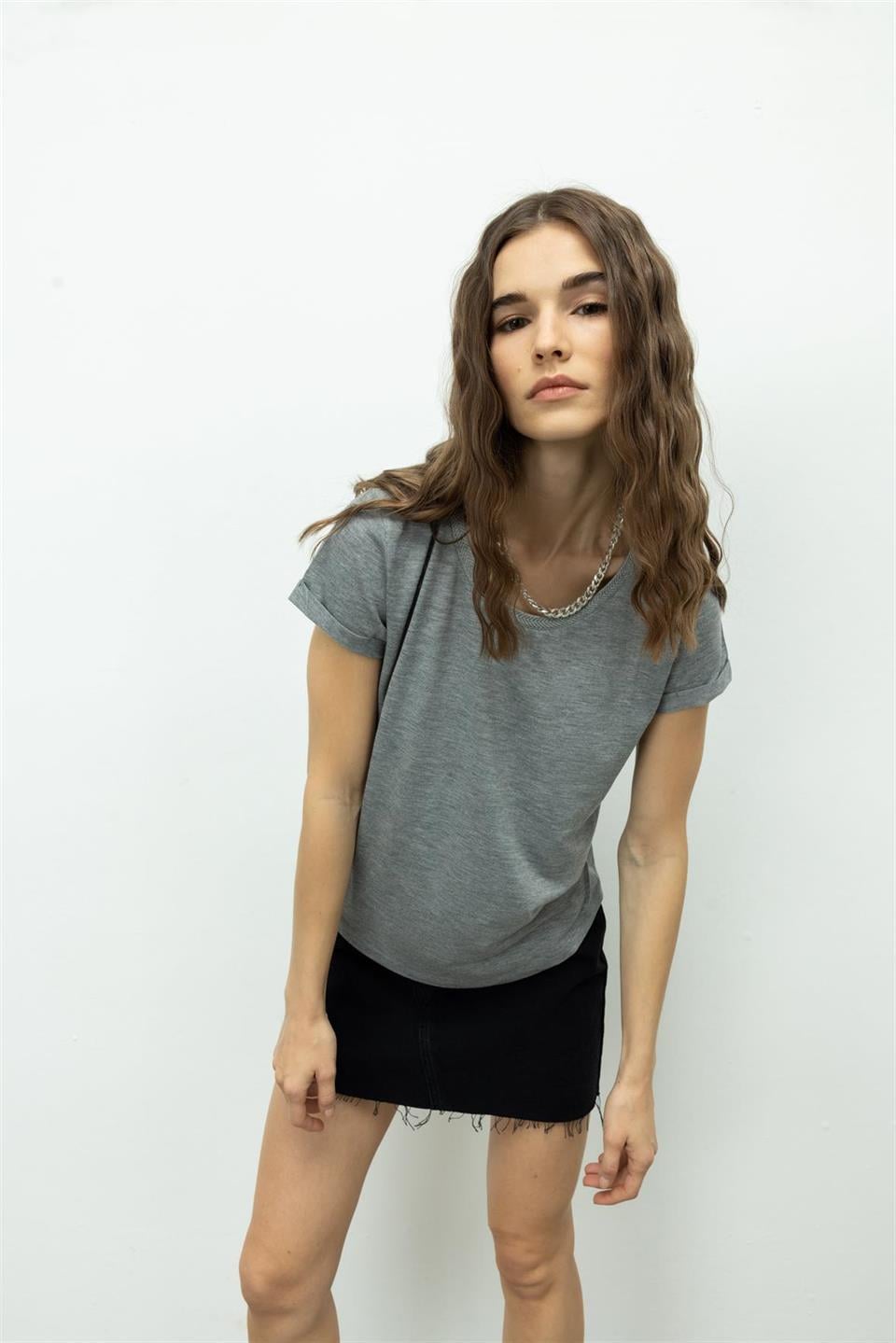 Gri Renk Kısa Kollu T-Shirt