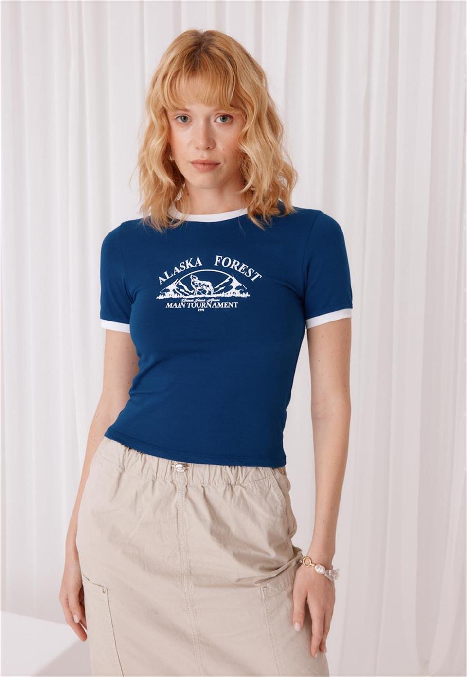 Kadın Alaska Forest Baskılı Lacivert Kısa Kollu Crop T-Shirt