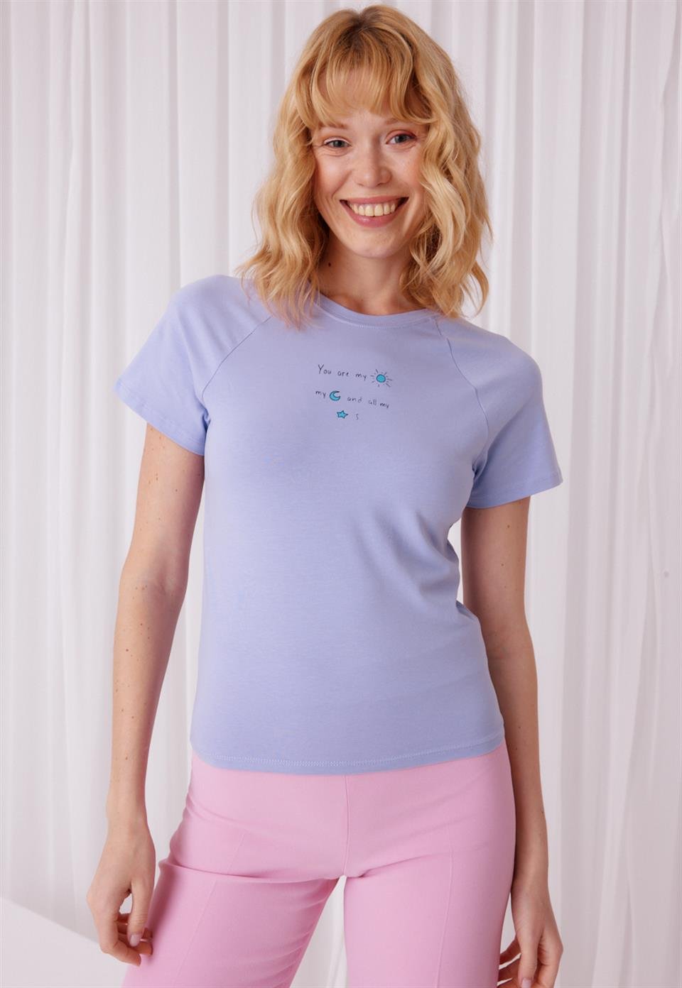 TG076 - Kadın Baskılı Lila Kısa Kollu T-Shirt -TUBİA