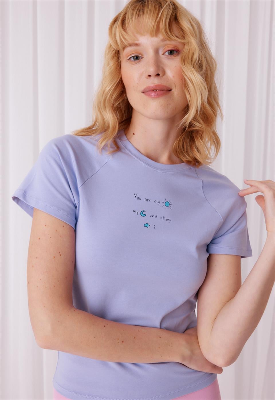 TG076 - Kadın Baskılı Lila Kısa Kollu T-Shirt -TUBİA