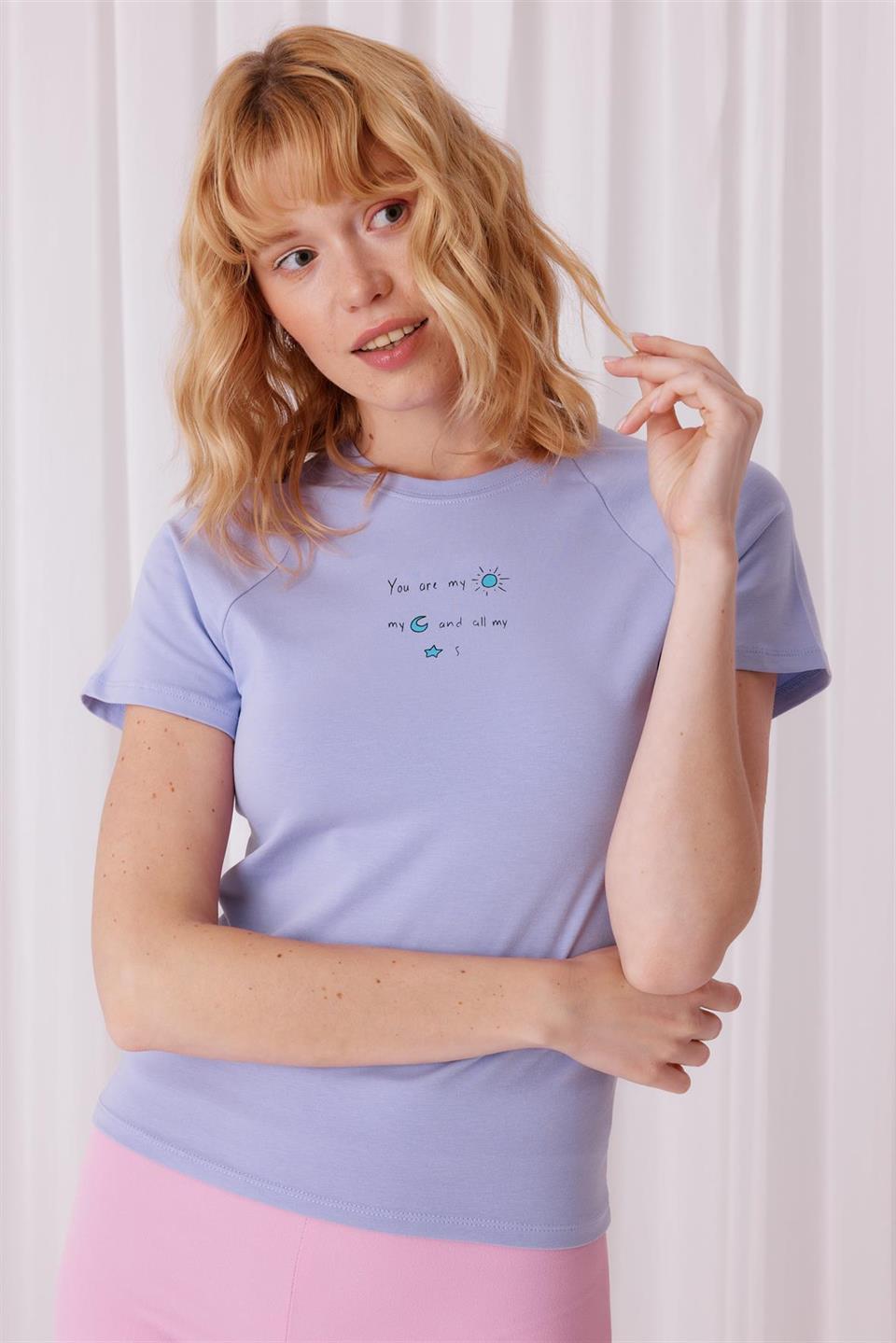 Kadın Baskılı Lila Kısa Kollu T-Shirt