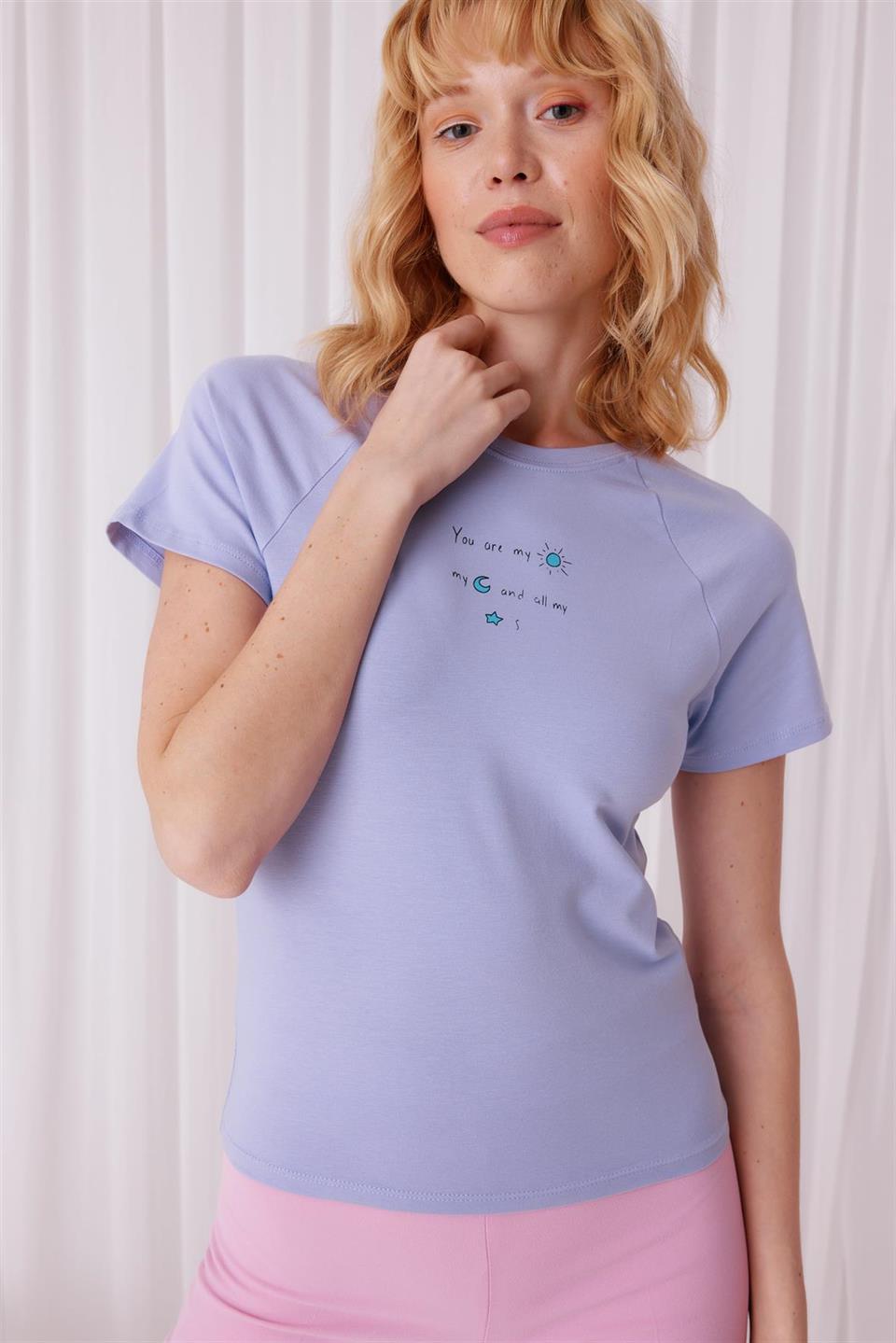 Kadın Baskılı Lila Kısa Kollu T-Shirt