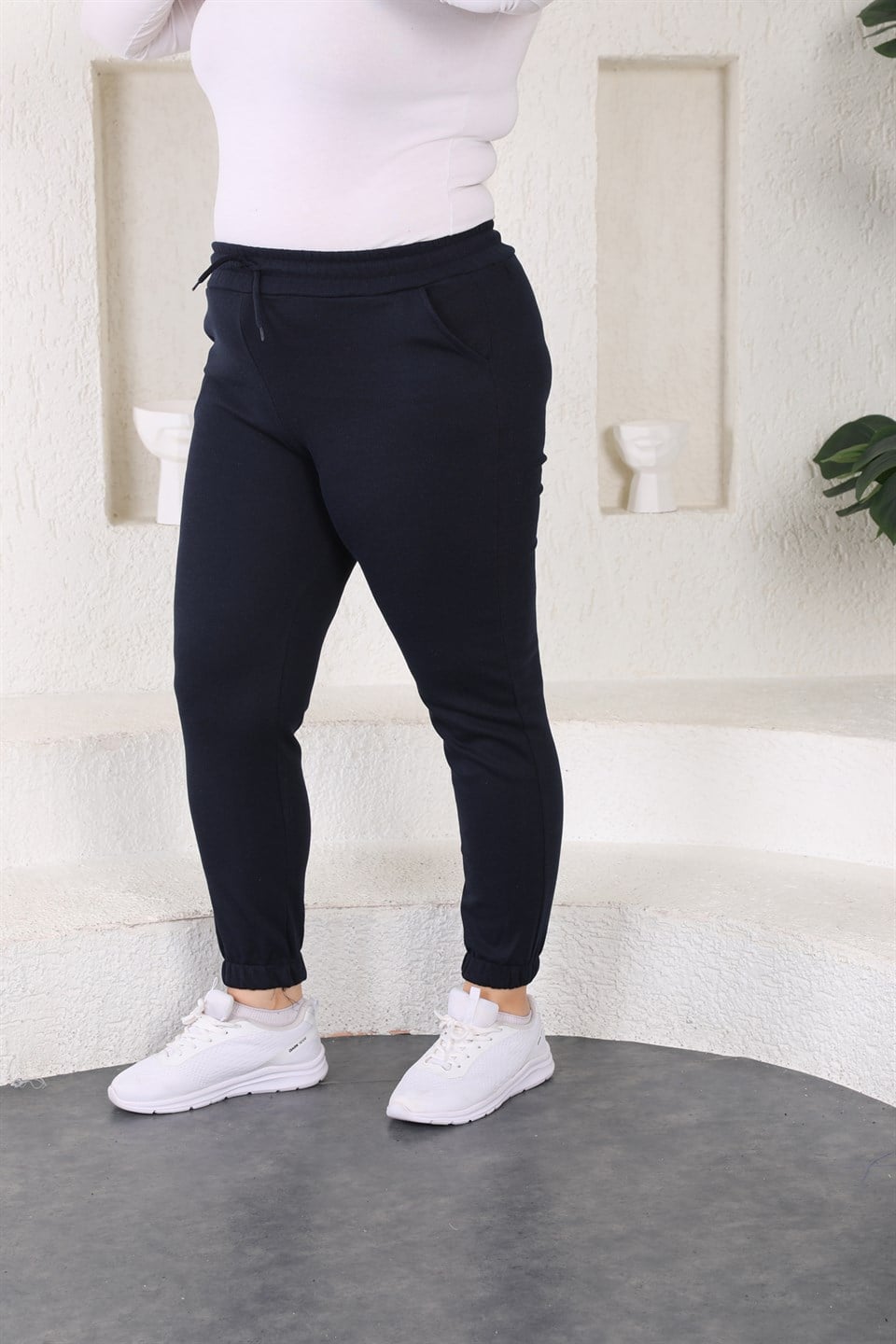 557-Big - Kadın Büyük Beden Lacivert Jogger Eşofman Altı -westbound