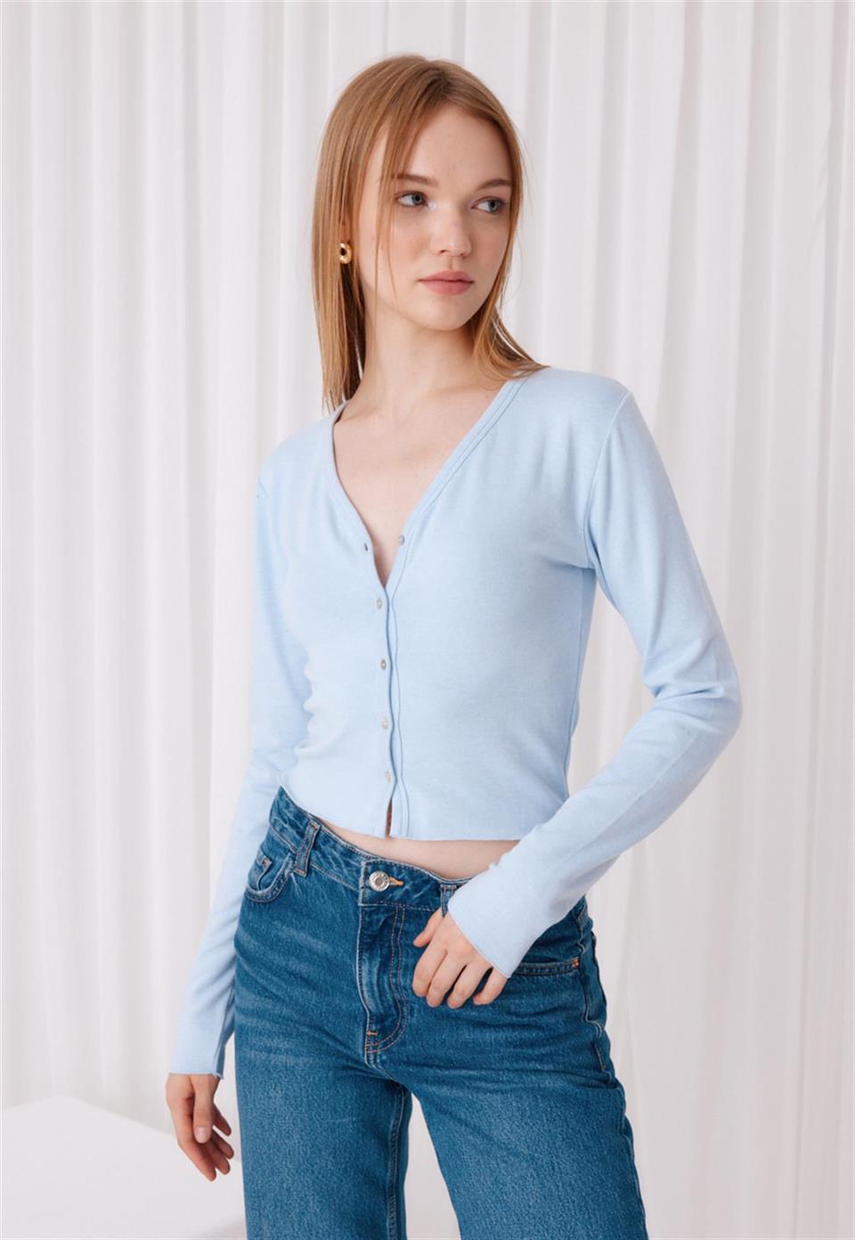 Kadın Düğmeli V Yaka Bebe Mavi Crop Hırka 