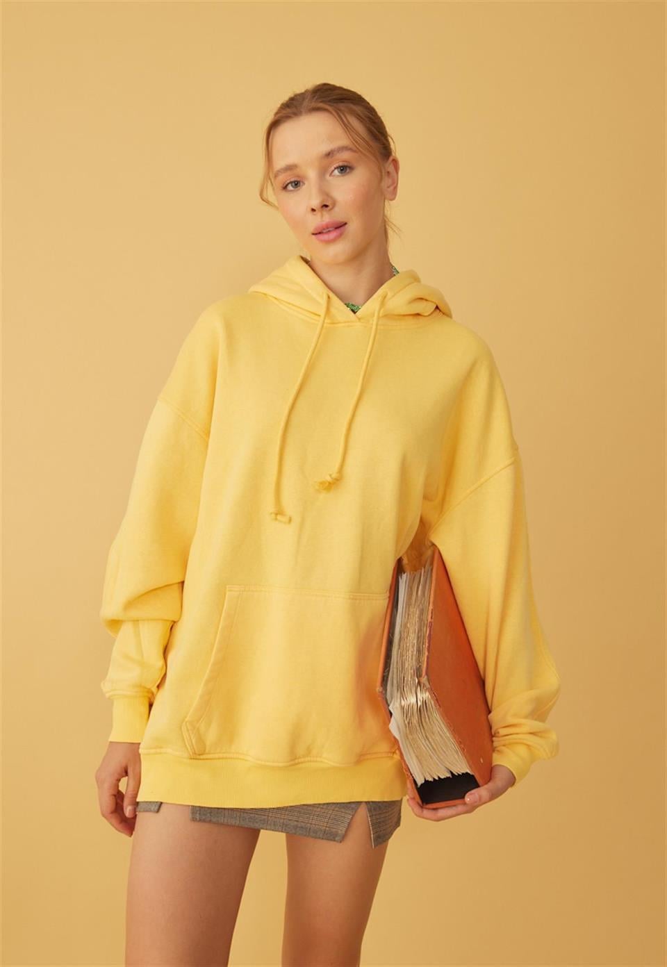Kadın Oversize Sarı Kapüşonlu Sweatshirt