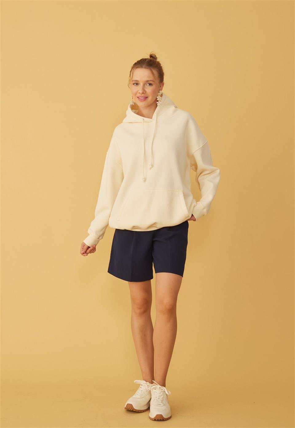 Kadın Oversize Vanilya Kapüşonlu Sweatshirt