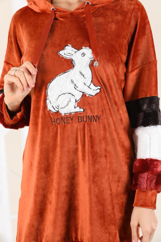 586 - Kadın TABA Tavşan Figürlü Honey Bunny Soft Kadife PijamaTakımı -westbound