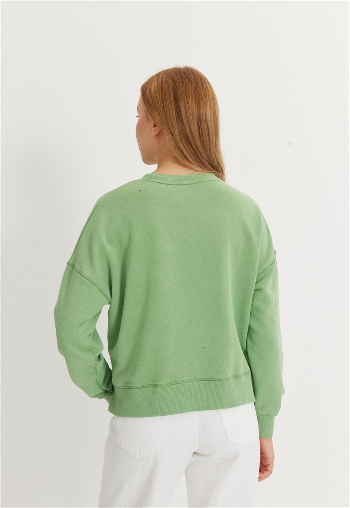 Kadın V Detaylı Efektli Yeşil Renk Kısa Sweatshirt