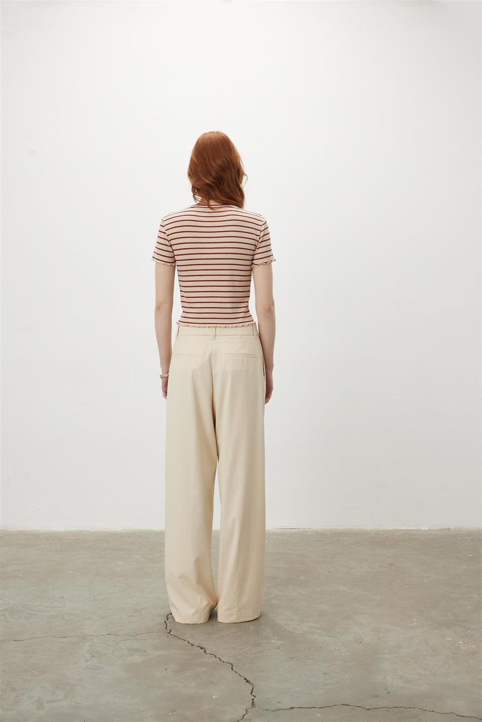 Kırmızı Ekru Çizgili Crop