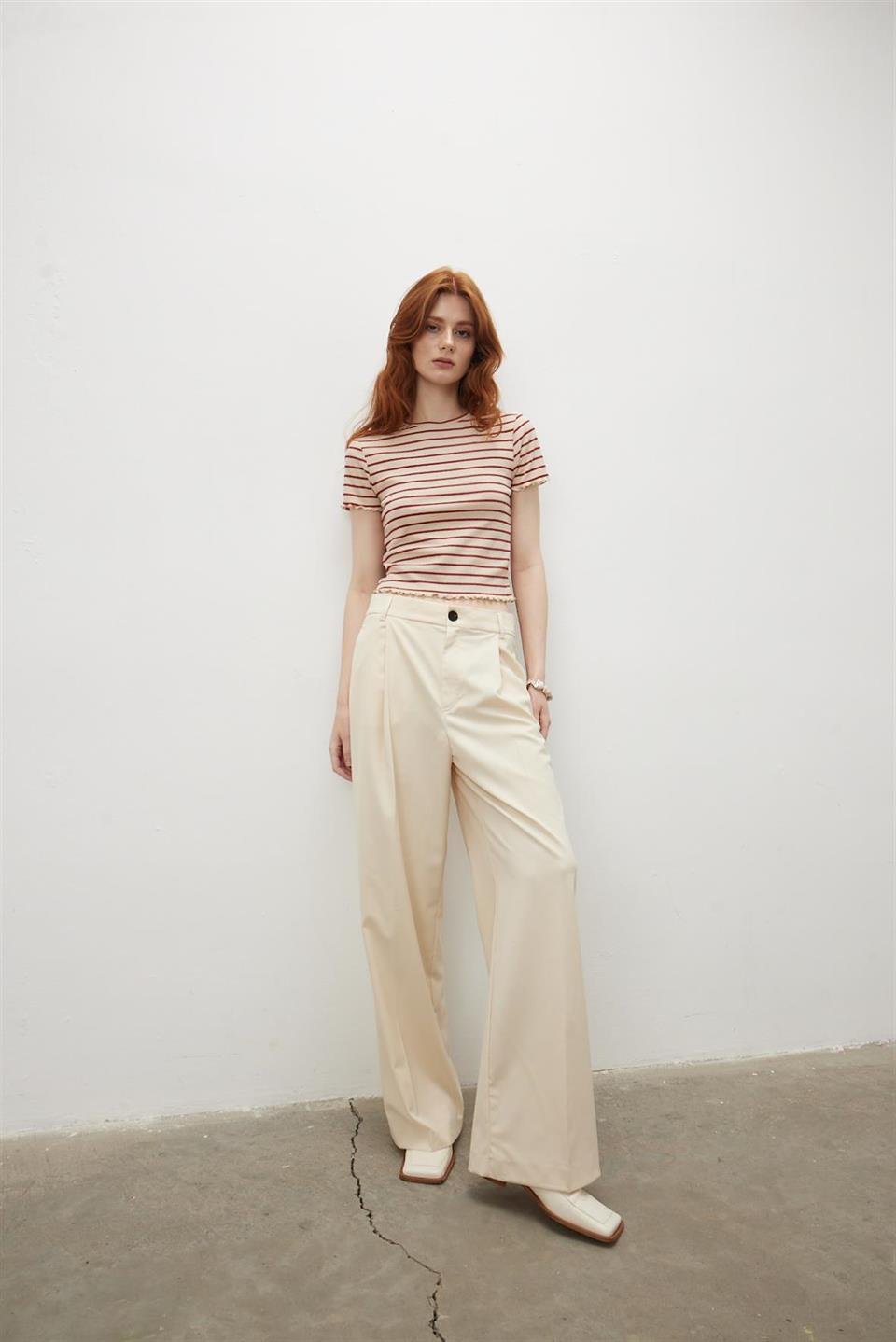 Kırmızı Ekru Çizgili Crop