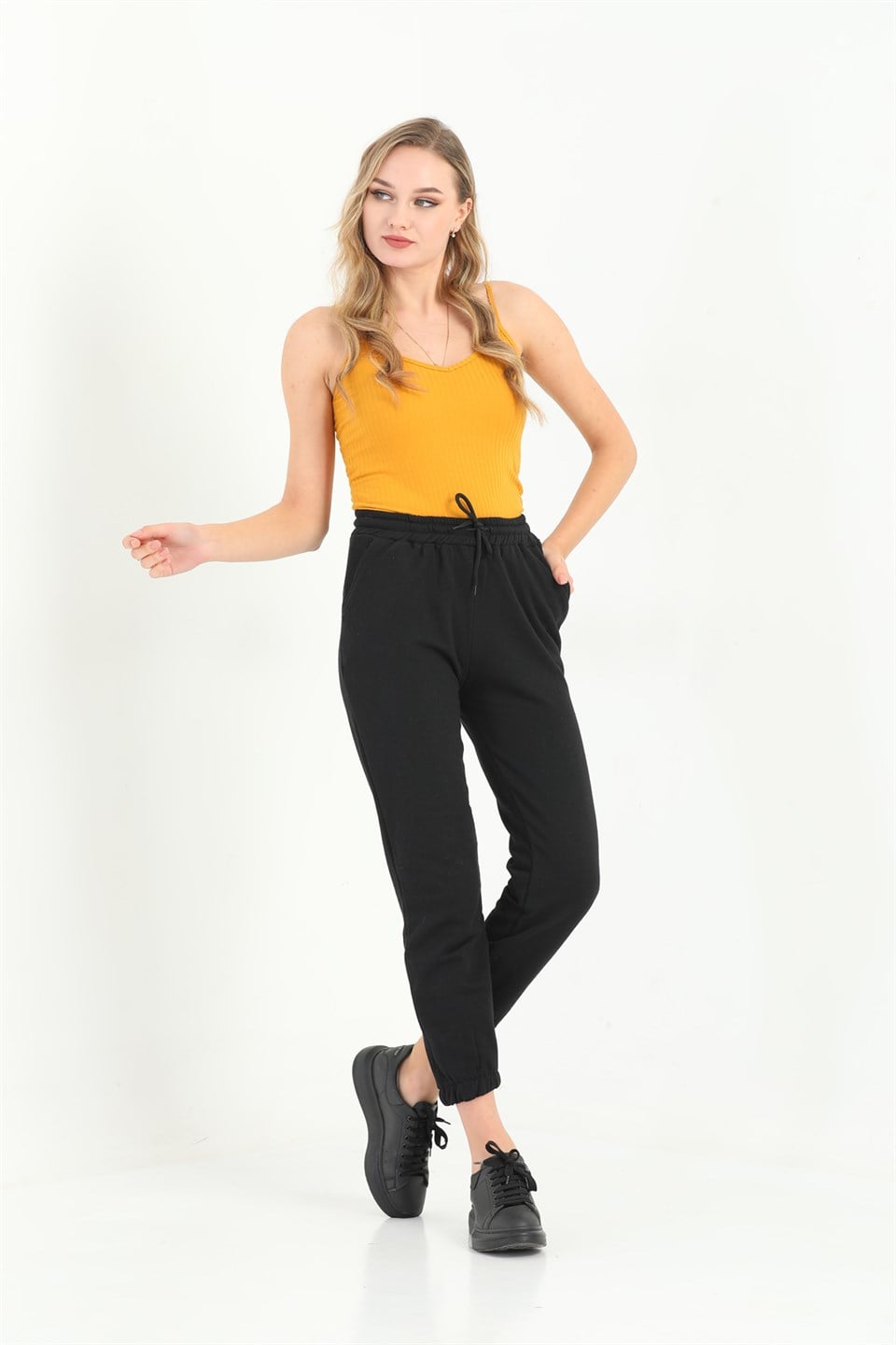 ea-Siyah-L - Trend Siyah Kadın Eşofman Altı - Jogger -westbound
