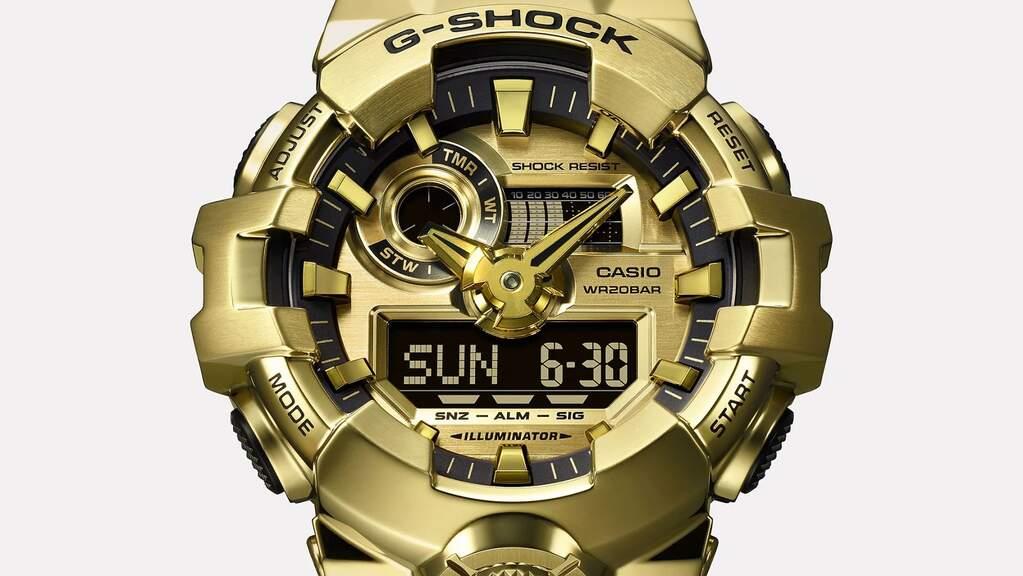 CASIO GM-700G-9ADR ERKEK KOL SAATİ