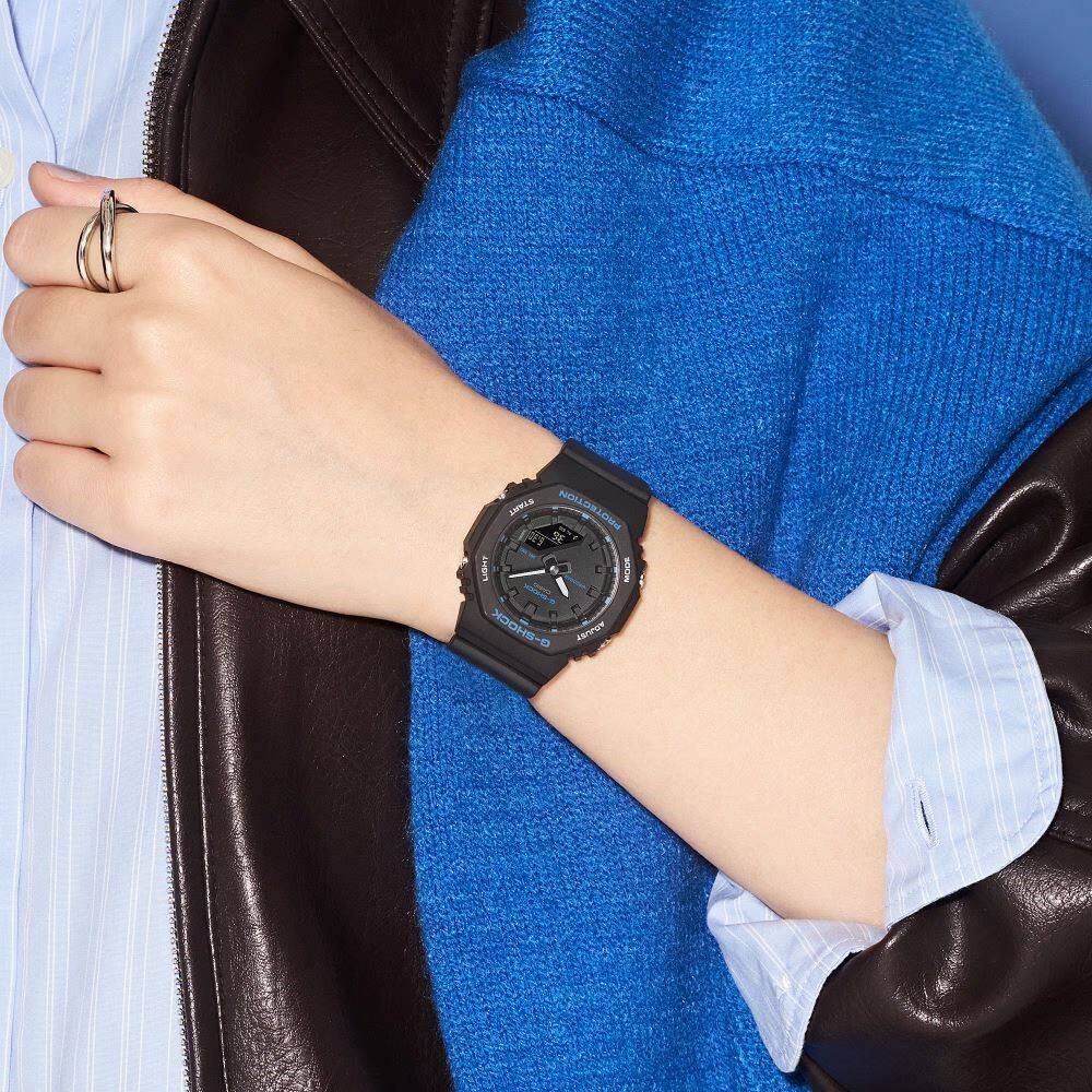 CASIO GMA-P2100BA-1ADR KADIN KOL SAATİ