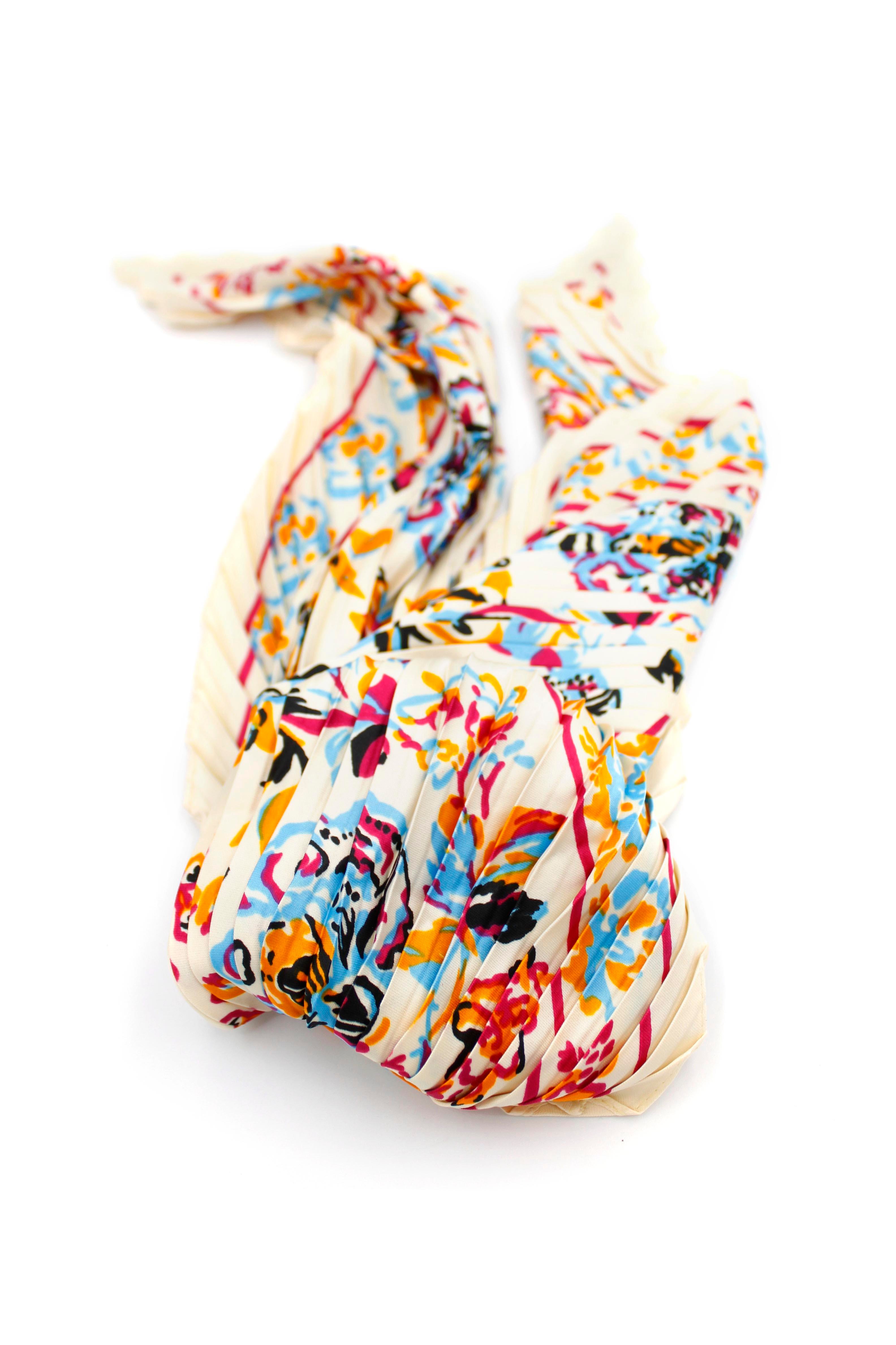 Piliseli Fular - ÇOK RENKLİ