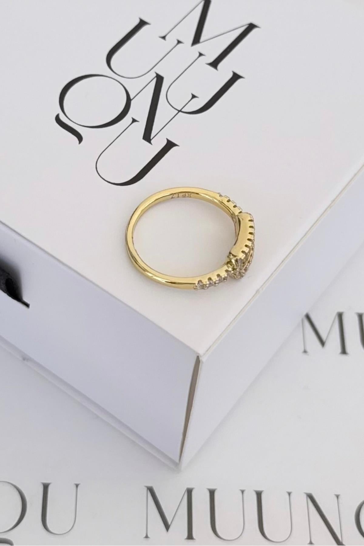 Gold A.K. Baget Taşlı Yüzük