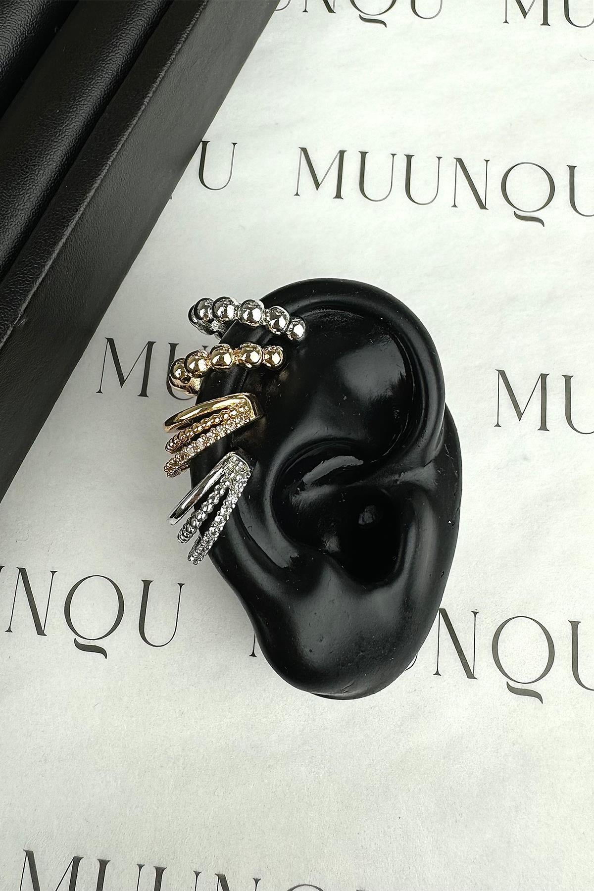 Gold Boncuk Model Earcuff
