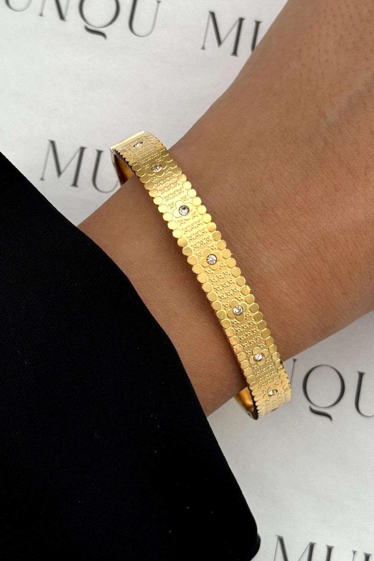 Gold Çelik Yonca Taşlı VC Model Vintage Kelepçe