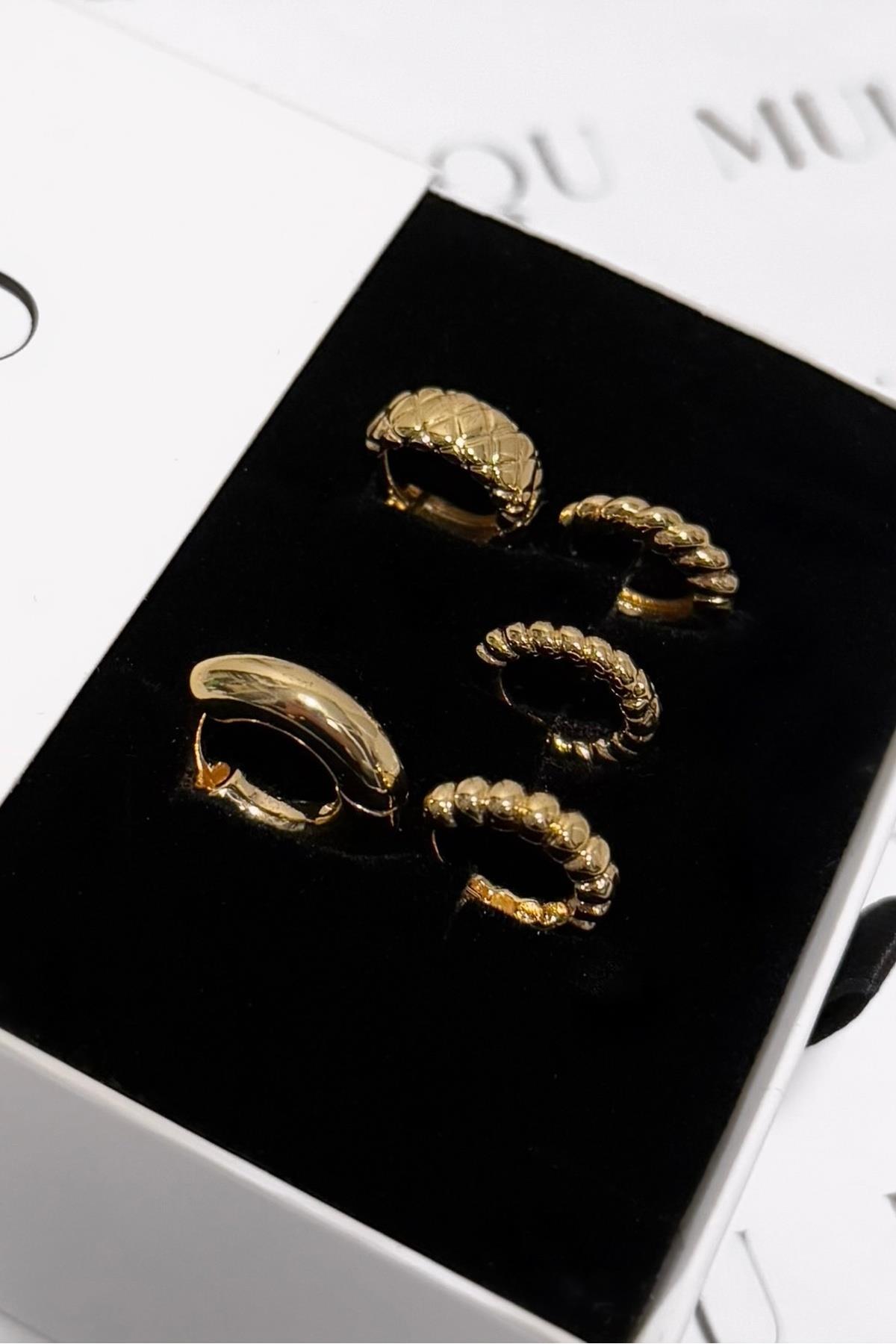 Gold Döküm Bir Set Küpe Karışık Model