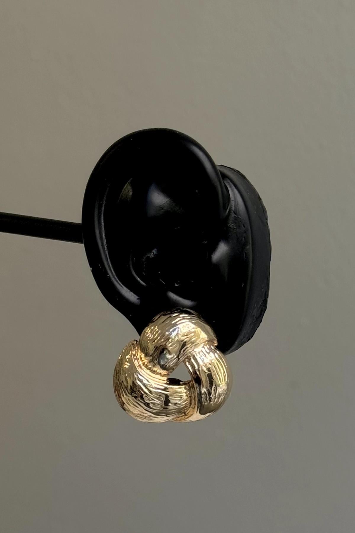 Gold Döküm Vintage Üçgen Küpe