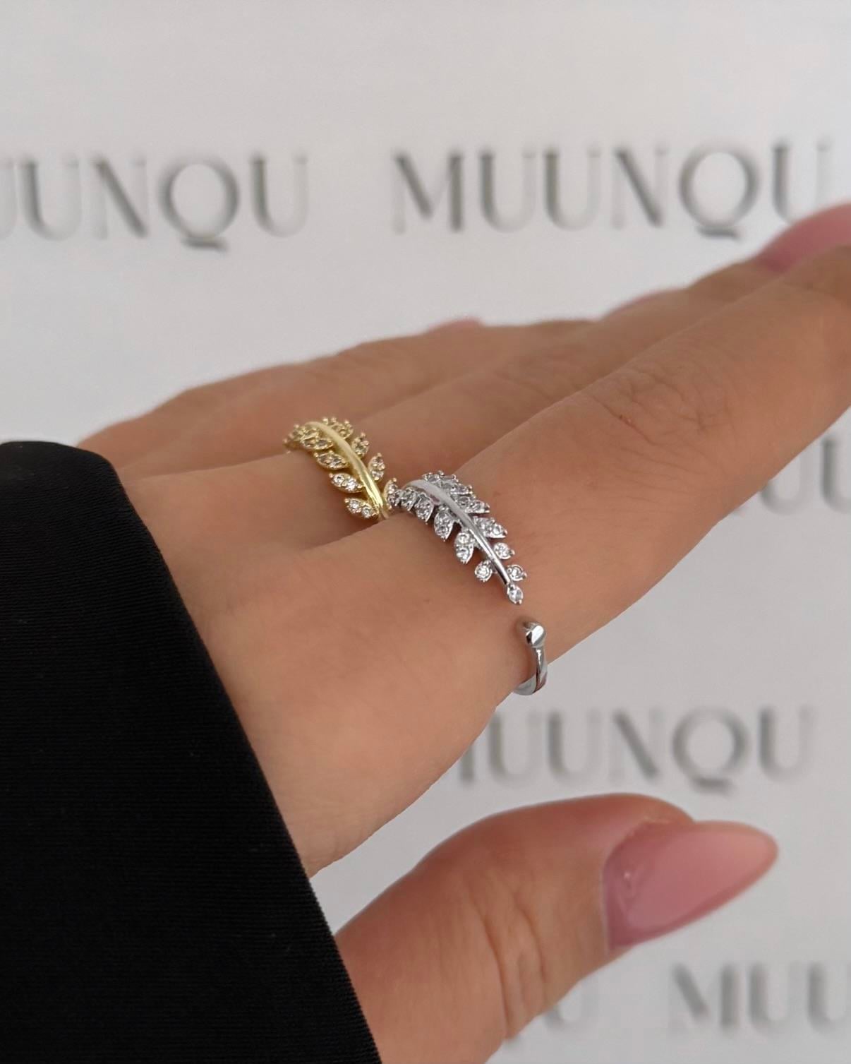 Gold Gümüş A.K. Taşlı Yaprak Yüzük Üstten Ayarlanabilir