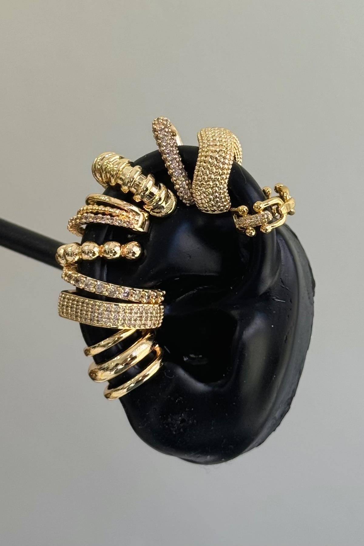 Gold Taşlı Kare Earcuff