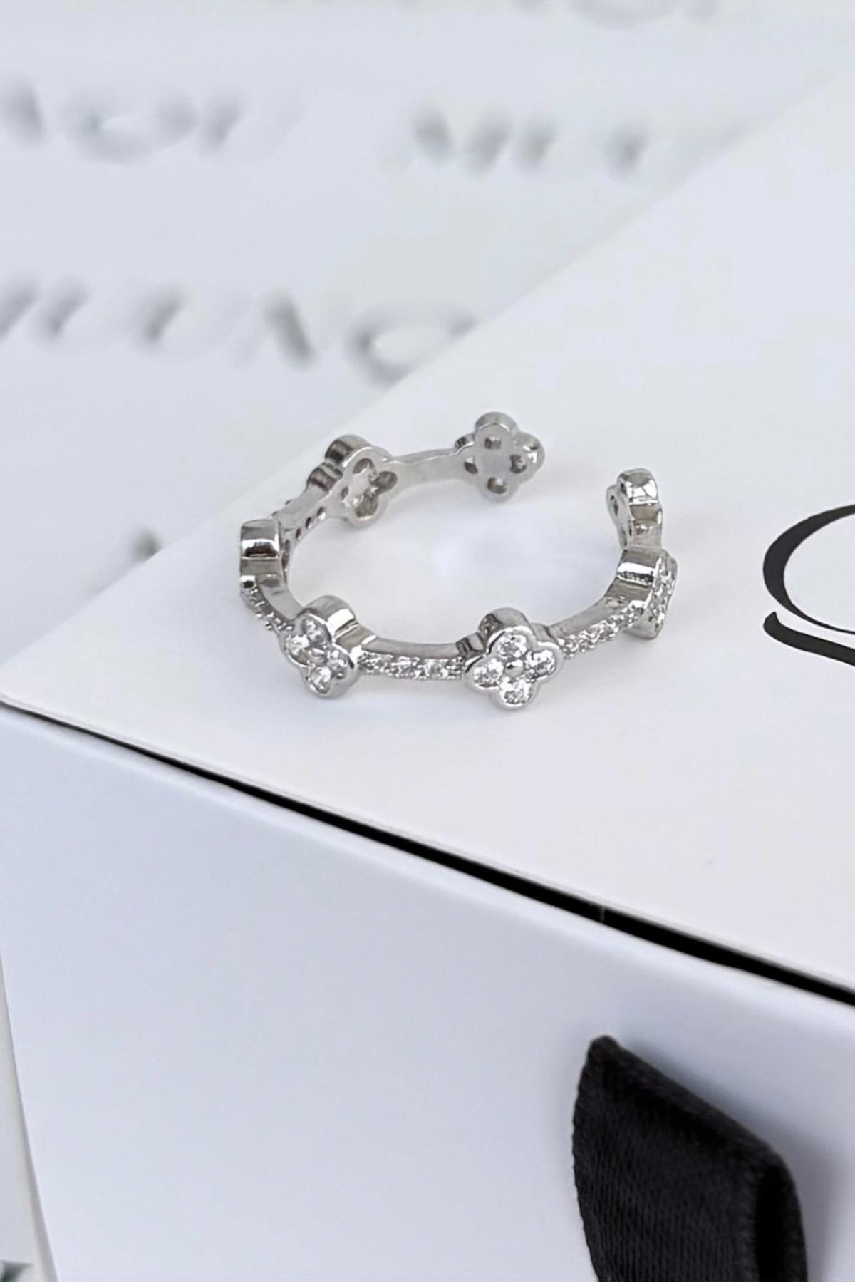 Gümüş A.K. Taşlı Yoncalı Tamtur Yüzük