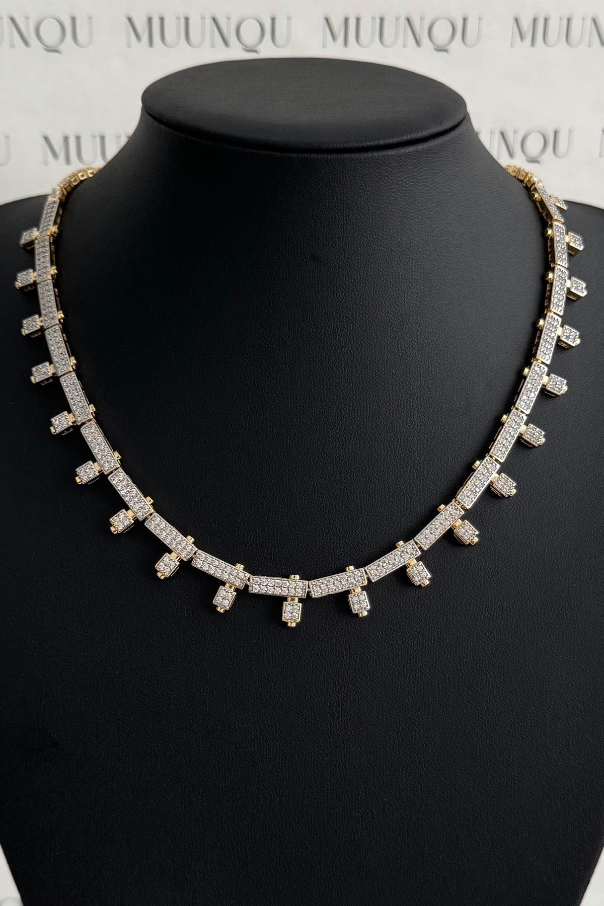 Özel A.K. Gold Taşlı Tasarım Model Kolye/Choker