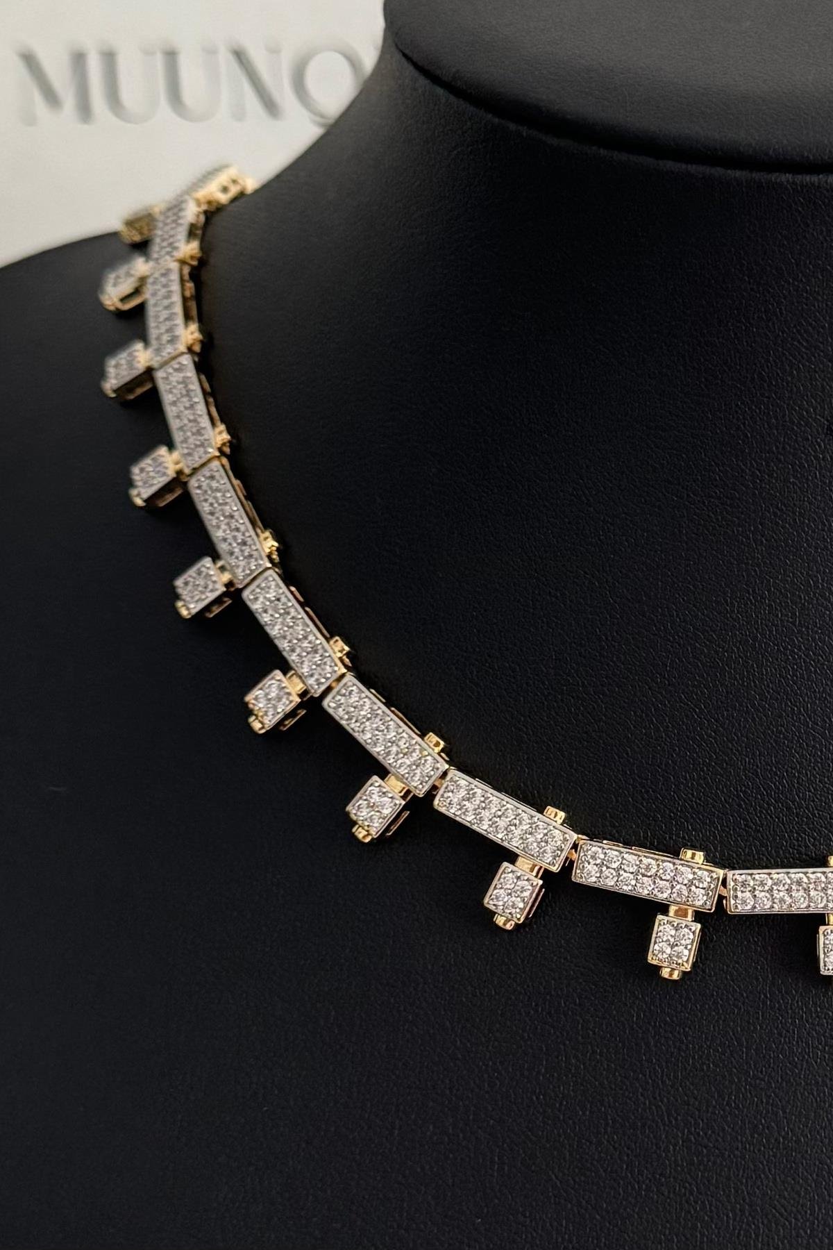 Özel A.K. Gold Taşlı Tasarım Model Kolye/Choker