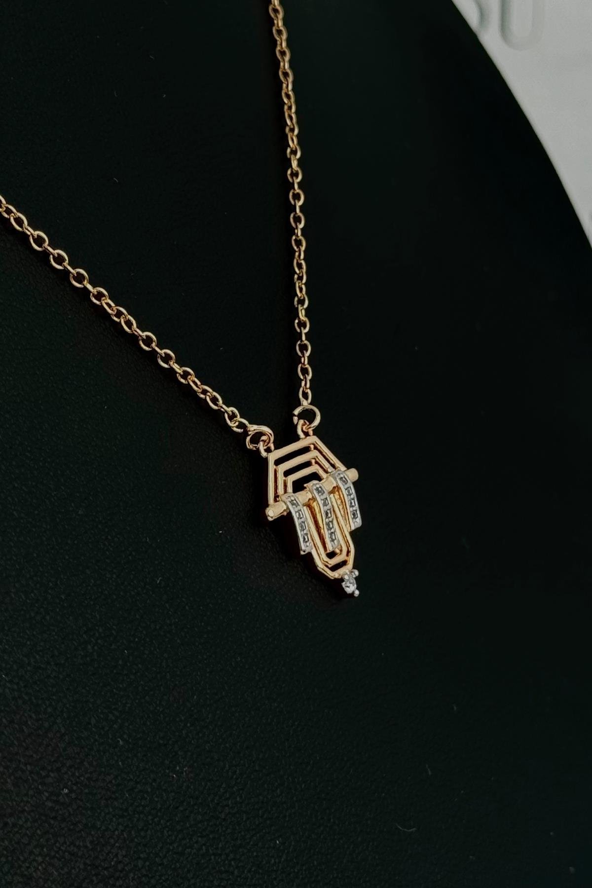 Özel Gold A.K. Taşlı Serenay Kolye