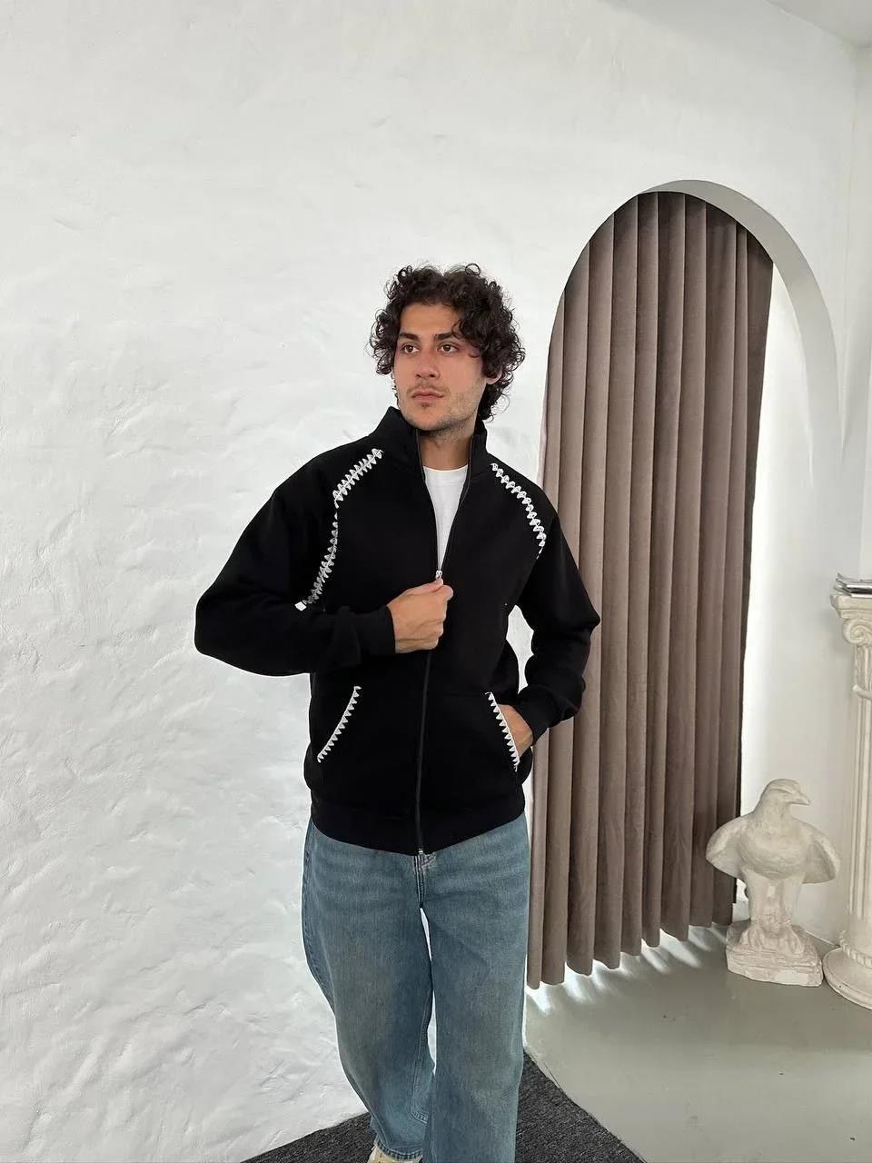 Erkek Oversize Dik Yaka Fermuarlı Sweatshirt - Zincir Nakışli Kanguru Cepli - Siyah