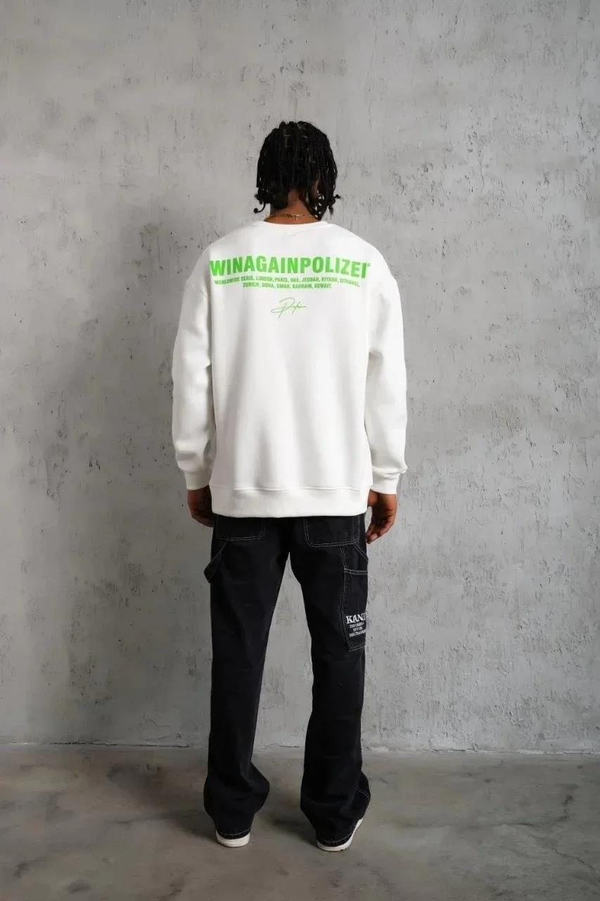 Erkek Oversize Sweatshirt – Beyaz Renk | Ön ve Sırt Baskılı, Üç İplik İçi Pamuklu Kumaş, Rahat Kalıp, Ribanalı Kışlık Sweat | Winagain Polizei Serisi - Beyaz