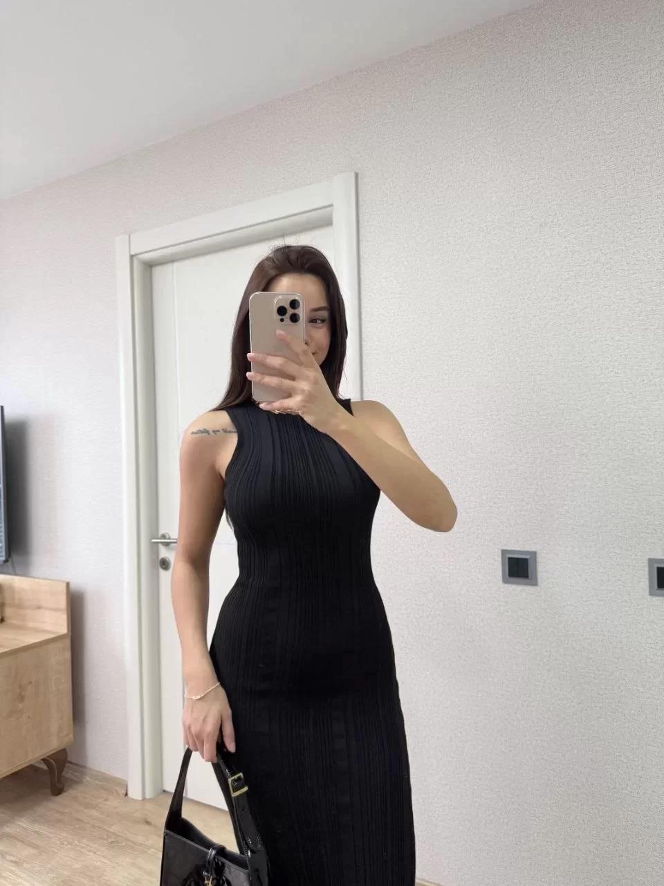 Fitilli Triko Elbise Kolsuz Sırtı Kapalı Maxi Uzun Boy - Siyah