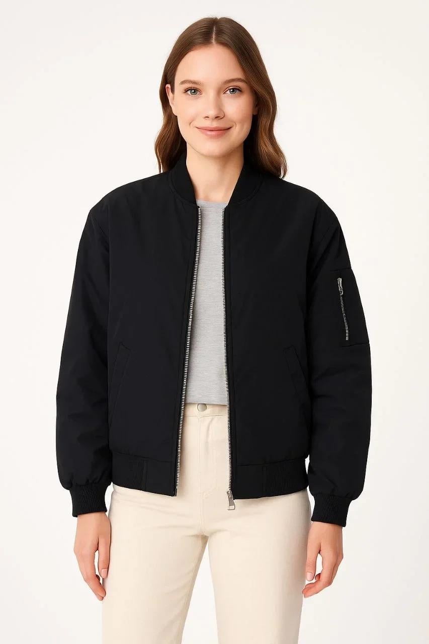 Kadın Bomber Mont Ceket – Fermuarlı, Kapitone İçi Astarlı, Su İtici Kumaş, Regular Fit, Yandan Cepli, Günlük Bahar & Kış Şık Rahat Stil - Siyah