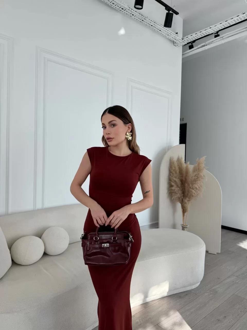 Kolsuz Uzun Likralı Elbise - Bordo
