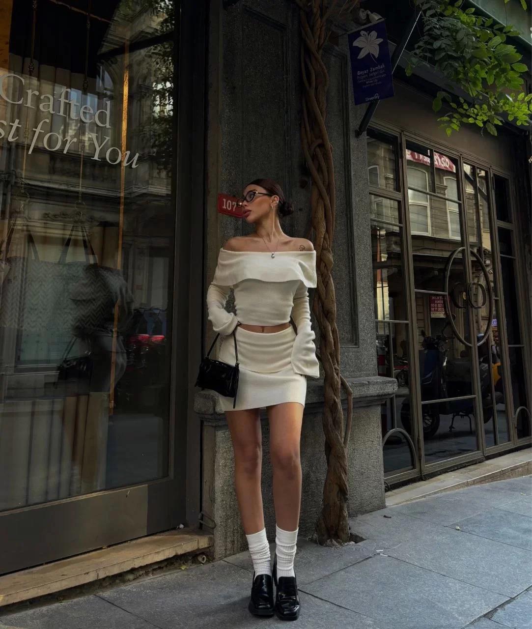 Straplez , Madonna , Carmen Yaka Croplu Mini Etekli ikili Takım Triko - Beyaz